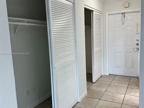 8600 SW 67th Ave 908, Pinecrest FL 33156