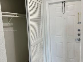 8600 SW 67th Ave 908, Pinecrest FL 33156