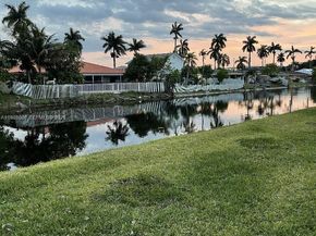 1236 NW 208th St, Miami Gardens FL 33169