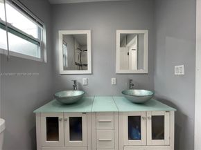 12475 NW 10th Ave, North Miami FL 33168