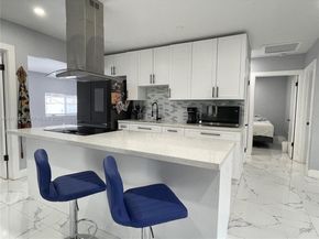 12475 NW 10th Ave, North Miami FL 33168