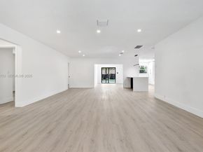 2704 Cleveland St, Hollywood FL 33020