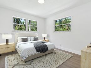 2704 Cleveland St, Hollywood FL 33020