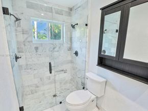 480 W Mount Vernon Dr, Plantation FL 33325