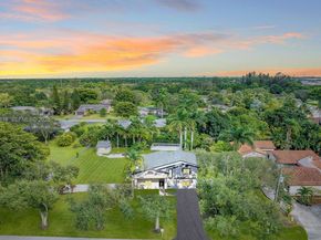 480 W Mount Vernon Dr, Plantation FL 33325