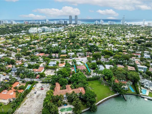4501 N Bay Rd, Miami Beach FL 33140