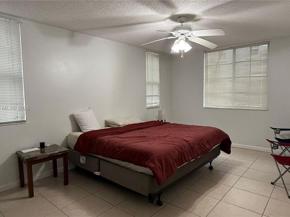 11133 SW 8th St 102, Pembroke Pines FL 33025