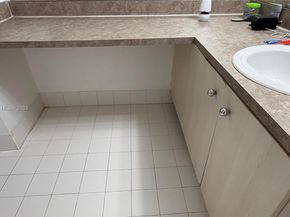 11133 SW 8th St 102, Pembroke Pines FL 33025