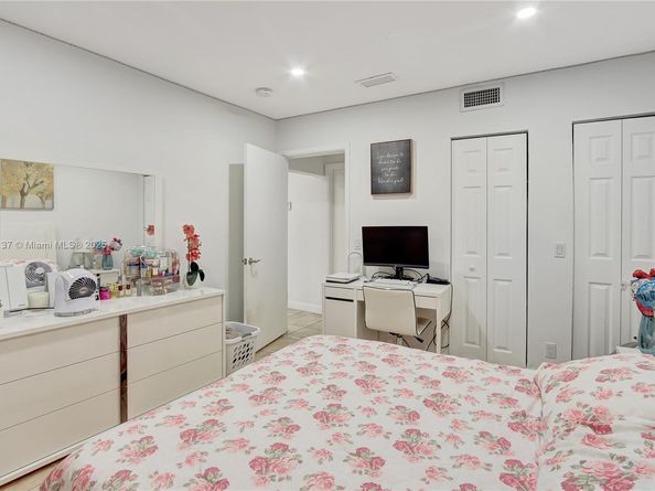 2580 SW 69th Ave, Miami FL 33155