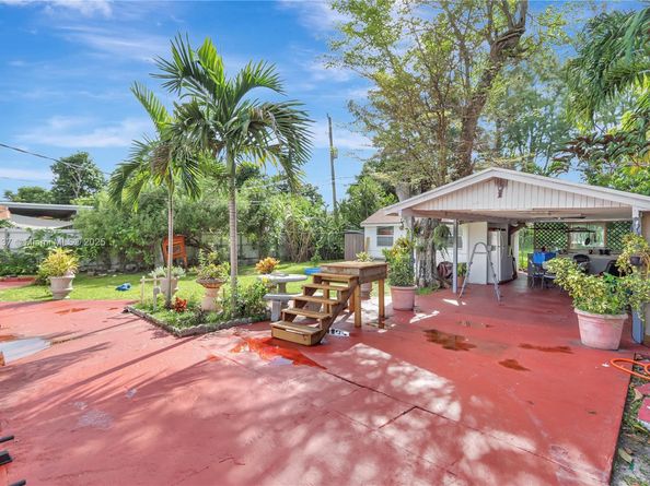 2580 SW 69th Ave, Miami FL 33155