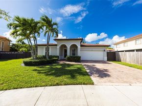 2122 NE 39th Ter, Homestead FL 33033