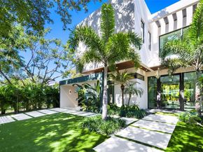 441 NW 44th St, Miami FL 33127