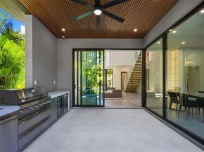 441 NW 44th St, Miami FL 33127