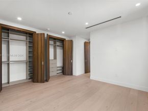 441 NW 44th St, Miami FL 33127