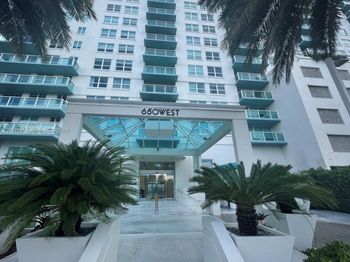 650 West Ave