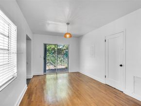 10 Century Ln, Miami Beach FL 33139