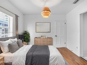 10 Century Ln, Miami Beach FL 33139