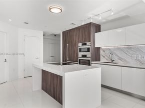 851 NE 1st Ave 2506, Miami FL 33132