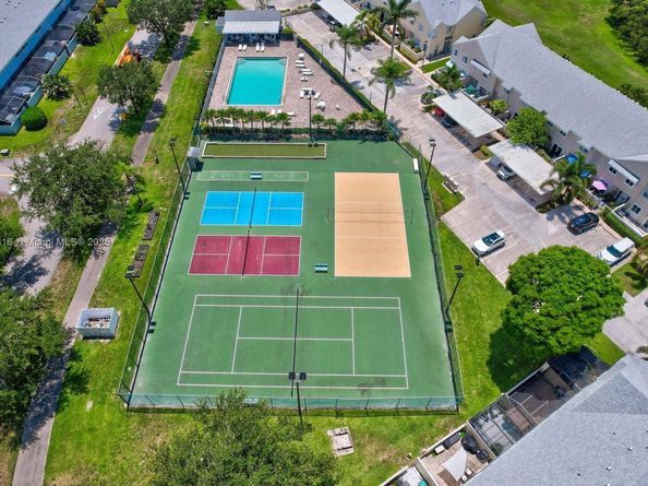 6198 Riverwalk Ln 1, Jupiter FL 33458