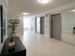 2020 NE 135th St 607, North Miami FL 33181