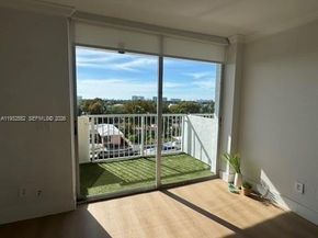 2020 NE 135th St 607, North Miami FL 33181