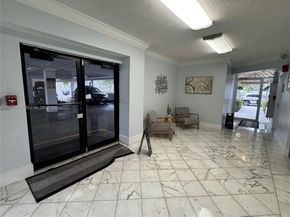 2020 NE 135th St 607, North Miami FL 33181