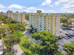 2020 NE 135th St 607, North Miami FL 33181