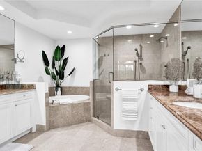 822 E Spinnaker Dr E, Hollywood FL 33019
