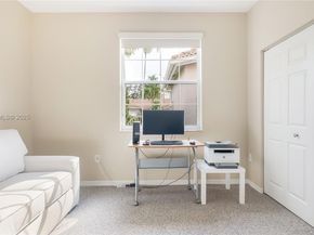 7651 S Aragon Blvd 5, Sunrise FL 33322