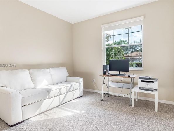 7651 S Aragon Blvd 5, Sunrise FL 33322