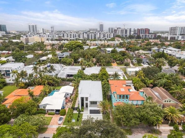 531 NE 10th Ave, Fort Lauderdale FL 33301