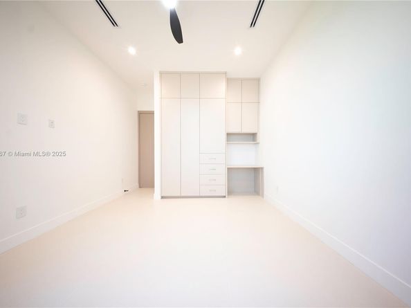 531 NE 10th Ave, Fort Lauderdale FL 33301