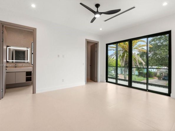 531 NE 10th Ave, Fort Lauderdale FL 33301