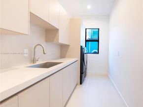 531 NE 10th Ave, Fort Lauderdale FL 33301