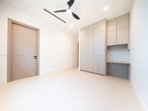 531 NE 10th Ave, Fort Lauderdale FL 33301