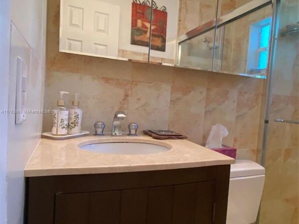 6331 SW 17th St, West Miami FL 33155