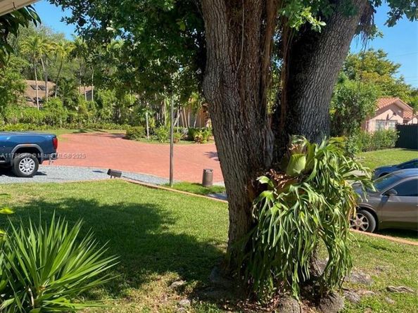 6331 SW 17th St, West Miami FL 33155