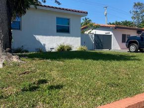 6331 SW 17th St, West Miami FL 33155