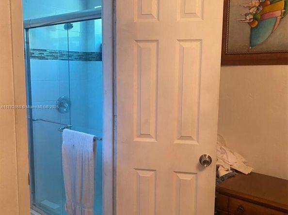 6331 SW 17th St, West Miami FL 33155