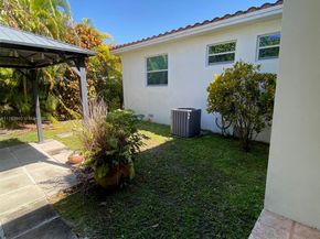 6331 SW 17th St, West Miami FL 33155
