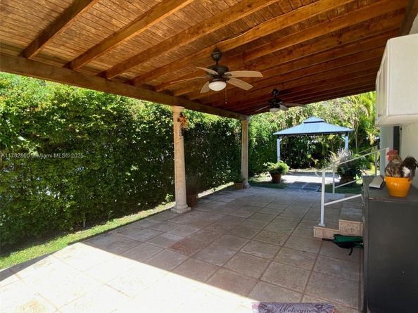 6331 SW 17th St, West Miami FL 33155