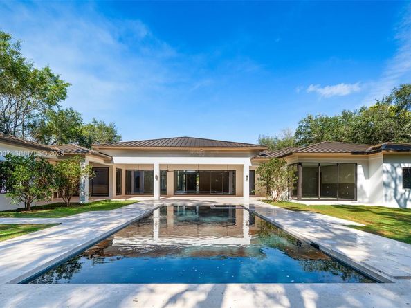 6840 SW 92nd St, Pinecrest FL 33156