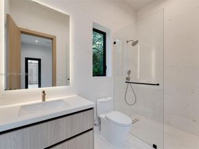 6840 SW 92nd St, Pinecrest FL 33156