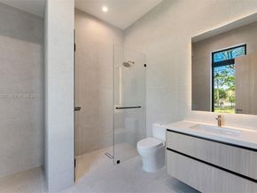 6840 SW 92nd St, Pinecrest FL 33156