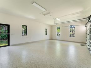 6840 SW 92nd St, Pinecrest FL 33156