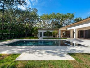 6840 SW 92nd St, Pinecrest FL 33156