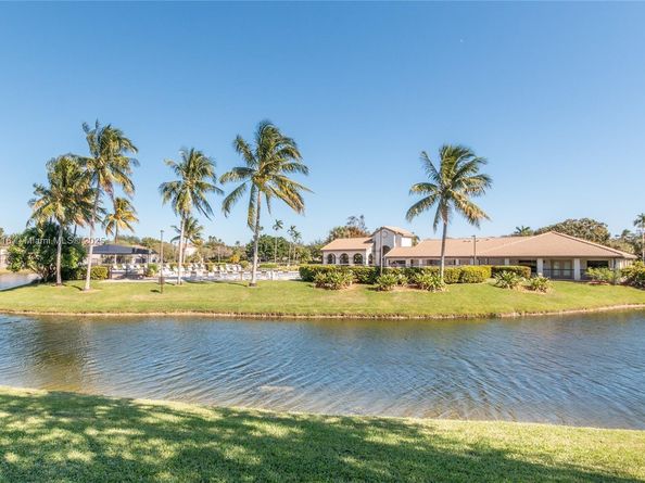 10791 NW 14th St 298, Plantation FL 33322