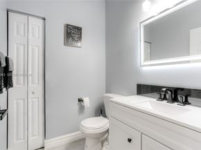 1481 NE 40th Ave, Homestead FL 33033