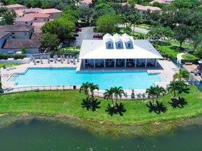 1481 NE 40th Ave, Homestead FL 33033