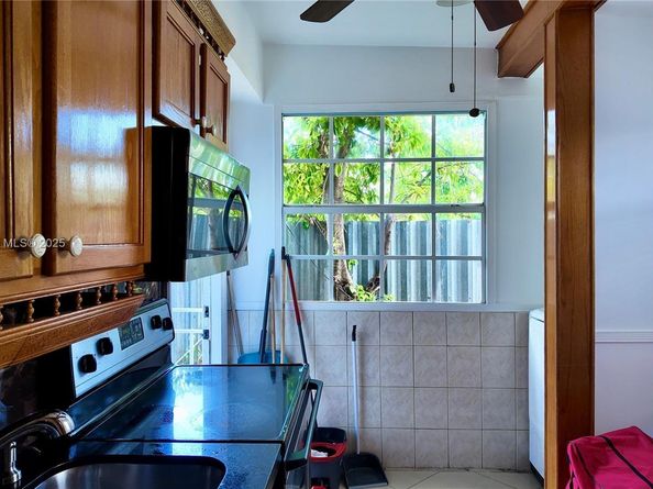 1410 SW 22nd Ave, Miami FL 33145